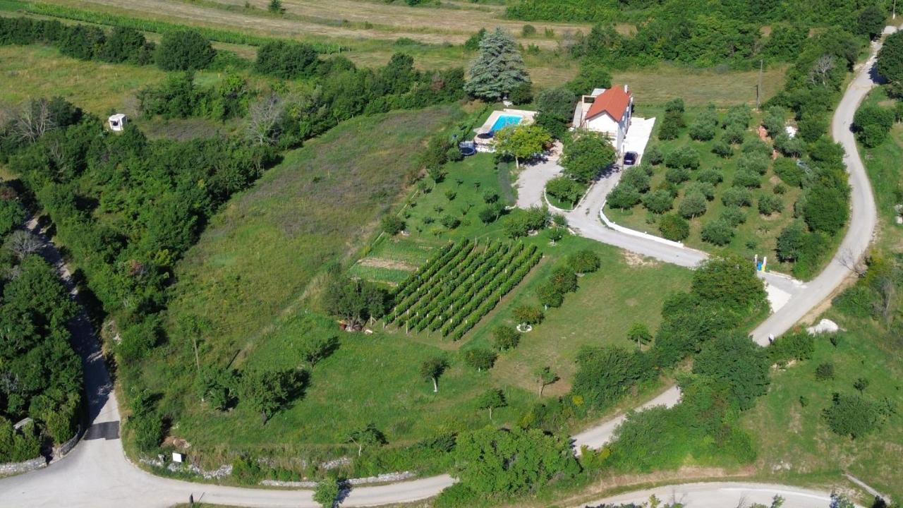 Casa Di Oliva-House With Heated Pool & Jacuzzi In Trilj, Croatia Villa Kültér fotó